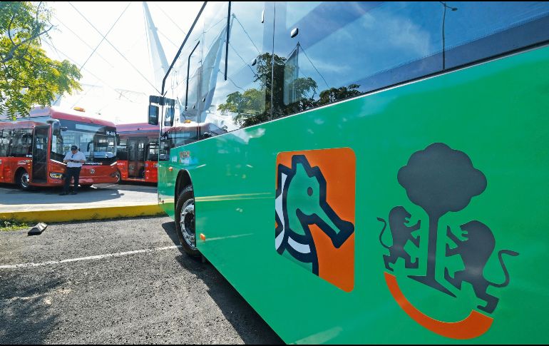 Las nuevas unidades buscarán resolver los problemas de transporte en el municipio. ESPECIAL