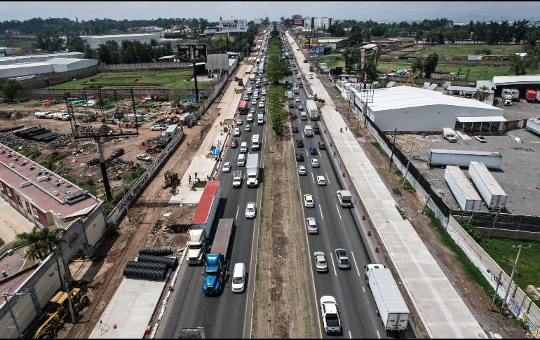Lemus adelantó que, tras el Mundial de 2026, el tramo del Aeropuerto hacia El Salto e Ixtlahuacán de los Membrillos también será ampliado a 12 carriles con concreto hidráulico. EL INFORMADOR/ ARCHIVO.
