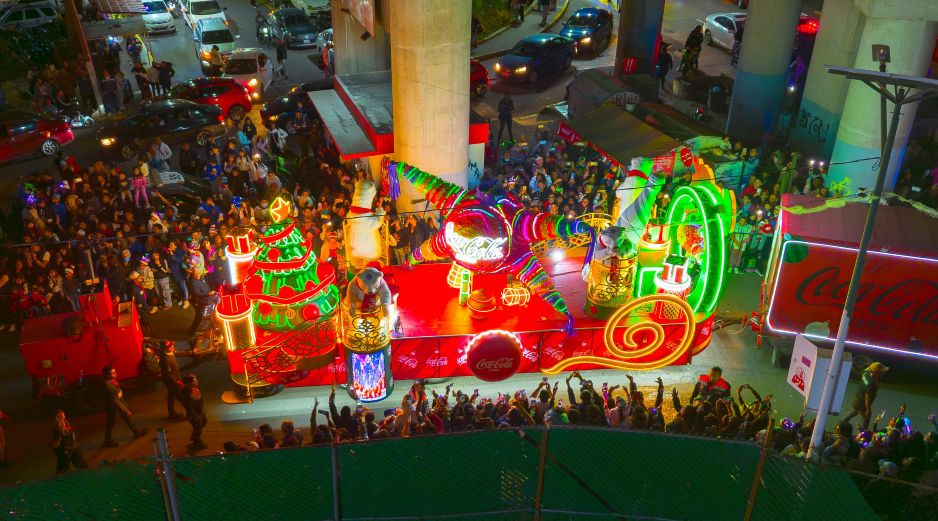 La Caravana Navideña de Coca-Cola ya recorrió 12 ciudades de México. ESPECIAL