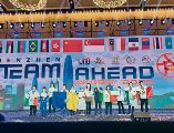 Estudiantes jaliscienses celebran las medallas obtenidas en la competencia internacional STEAM Ahead 2025, realizada en Shenzhen. ESPECIAL