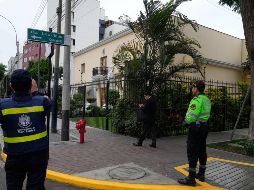 El gobierno de Perú ha reiterado que respetarán la inmunidad diplomática de la embajada mexicana, pero no da el salvoconducto permita a Betssy Chávez abandonar el país legalmente. AP/M. Mejía