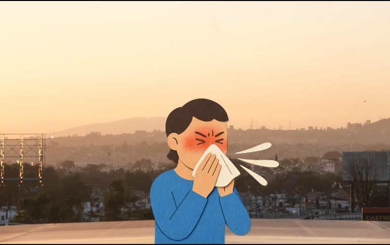 Durante esta temporada es frecuente la presencia del fenómeno atmosférico de inversión térmica, en el que una capa de aire caliente impide la dispersión de contaminantes, lo que favorece su acumulación. ESPECIAL / SECRETARÍA DE SALUD