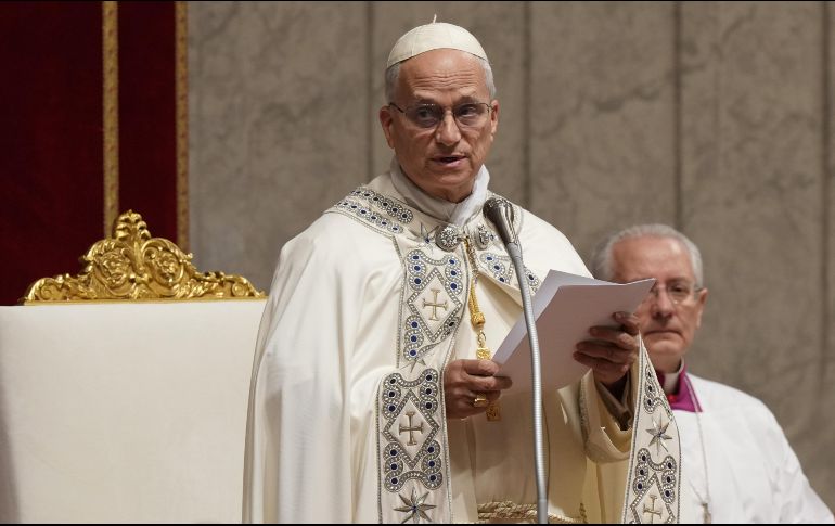 León XIV vive por primera vez un Año Nuevo como pontífice y este jueves ofició en la basílica de San Pedro del Vaticano la tradicional misa de la Solemnidad de María Santísima Madre de Dios. AP