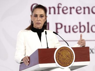 La Presidenta Claudia Sheinbaum anunció este viernes 2 de enero la designación de Víctor Hugo Borja Aburto como nuevo titular de la Comisión Federal para la Protección contra Riesgos Sanitarios. EFE / J. Méndez