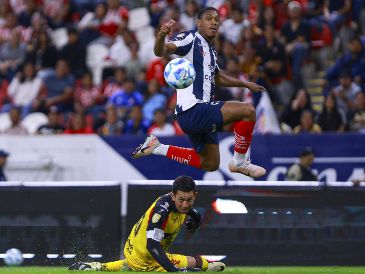 Monterrey mostró su jerarquía y venció con contundencia 3-0 a Leones Negros para avanzar a la gran final de la Copa Pacífica, en duelo disputado en el Estadio Jalisco. X / @Rayados