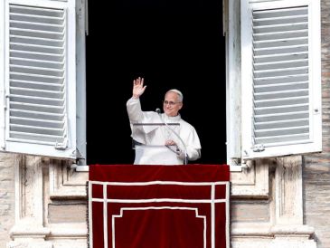 El Pontífice reclamó "garantizar la soberanía del país, asegurar el Estado de Derecho inscrito en la Constitución". EFE/G. LAMI