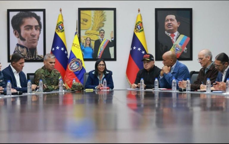 En su mensaje, Rodríguez reiteró la vocación de paz del país sudamericano y afirmó que Venezuela aspira a desarrollarse sin amenazas externas, dentro de un marco de respeto y cooperación interalnacion. EFE