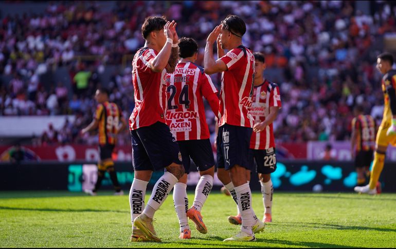 En el plano deportivo inmediato, Chivas llega con números que respaldan su optimismo. IMAGO7