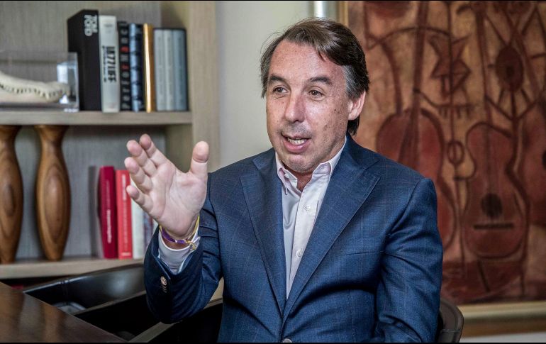 Tras el movimiento, Azcárraga Jean quedará con aproximadamente el 23.5 % de Televisa. SUN/Archivo