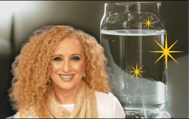 Este ritual puede realizarse cada que sientas que es necesario, siempre que percibas que tu camino de la abundancia está bloqueado. ESPECIAL/Facebook @Mizada Mohamed/Canva