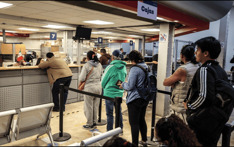 El Gobierno de Jalisco informó sobre el costo que tiene el refrendo vehicular este año, además de beneficios y descuentos disponibles para los conductores. EL INFORMADOR/ARCHIVO