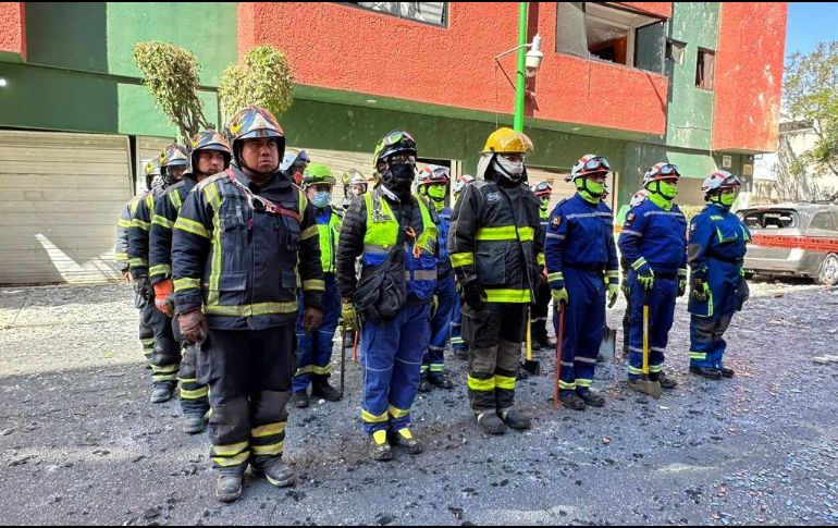 Personal de Protección Civil y Bomberos de la alcaldía Coyoacán labora coordinación con el Cuerpo de Bomberos de la Ciudad de México para atender la situación. ESPECIAL / X: @JefeVulcanoCova