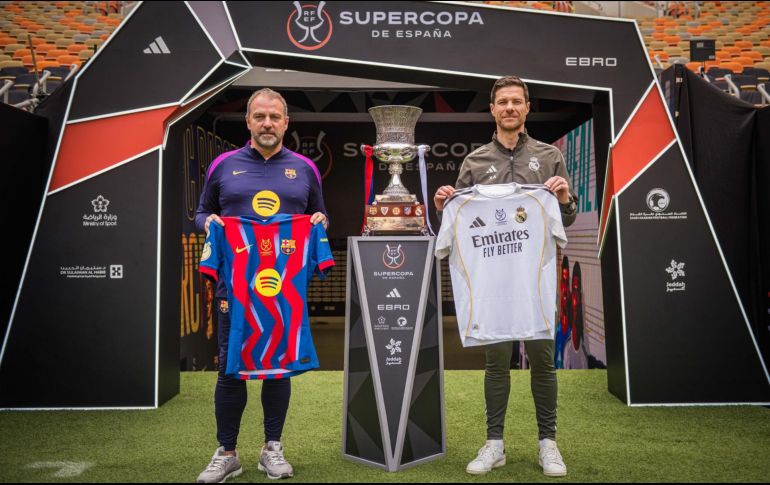 Barcelona y el Real Madrid se enfrentarán por la Supercopa de España en en el King Abdullah Sports City, en Arabia Saudita. EFE /  Marc Graupera