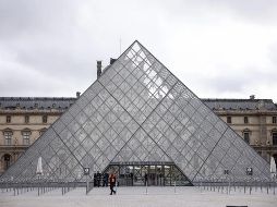Reunidos en asamblea general esta mañana, unos trescientos trabajadores votaron a favor de la huelga. EFE / ARCHIVO