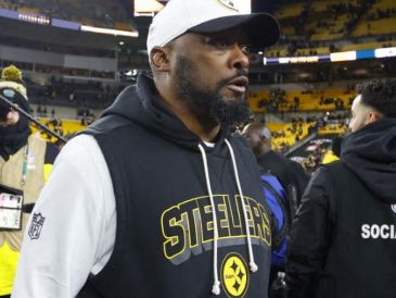 Bajo el mando de Mike Tomlin, los Steelers nunca tuvieron una temporada con récord negativo, pero desde 2017 no han ganado un solo partido de postemporada. AFP / J. K. Aller