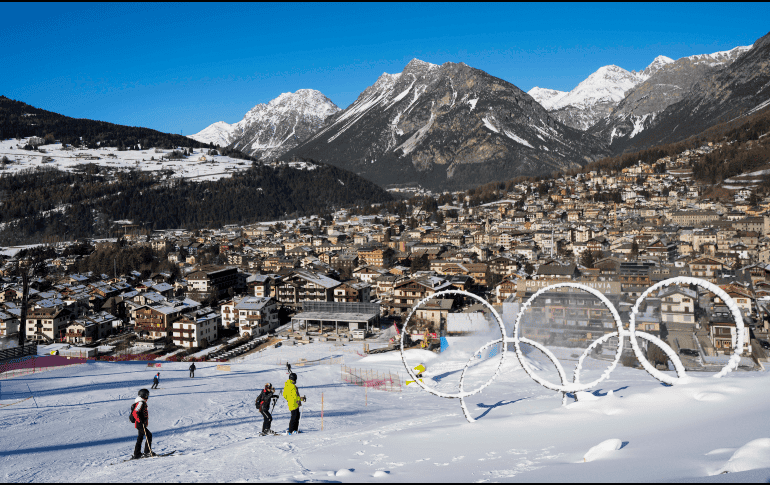 Los deportistas, quienes han hecho equipo en tierras europeas para pulir detalles, se encontrarán en los Alpes italianos con el objetivo de mejorar sus tiempos. AP/ ARCHIVO.