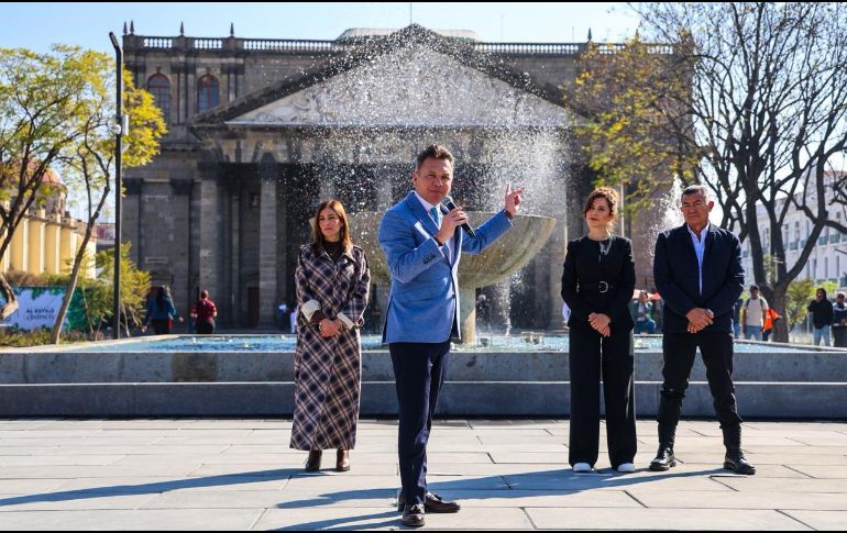 La renovación incluye su ampliación hasta las escalinatas del Teatro Degollado, al convertir esta parte de la calle Degollado en un espacio completamente peatonal. EL INFORMADOR / A. NAVARRO