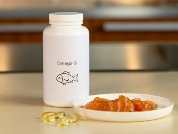 Para saber cuanto omega 3 consumir al día, es importante comprender la cantidad de EPA y DHA que contiene. UNSPLASH / A. SAKS