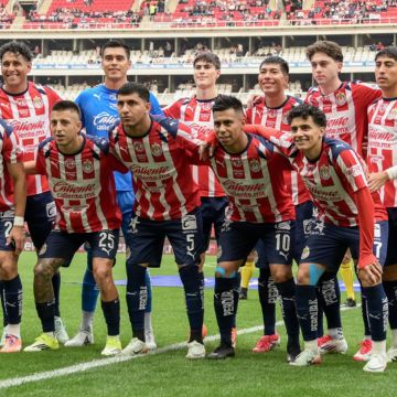 Chivas enfrentará un periodo clave lejos de casa que pondrá a prueba el buen momento que atraviesa el conjunto rojiblanco. IMAGO7.