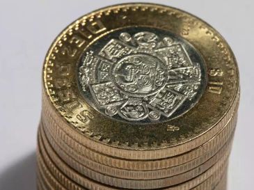 Este lunes, el Diario Oficial de la Federación (DOF) publicó los decretos que modifican las características de las monedas de diez y veinte pesos, los cuales entrarán en vigor a partir de mañana martes 20 de enero de 2026. ESPECIAL