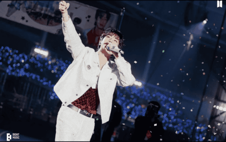 De acuerdo con información oficial difundida por la boy band surcoreana, formada por Jin, Suga, J-Hope, RM, Jimin, V y Jungkook, los conciertos serán en mayo. ESPECIAL/Facebook @BTS