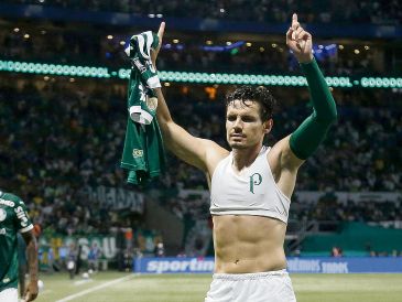 Raphael Veiga es bicampeón de Libertadores con el Palmeiras y estuvo en el radar del Barcelona. AFP