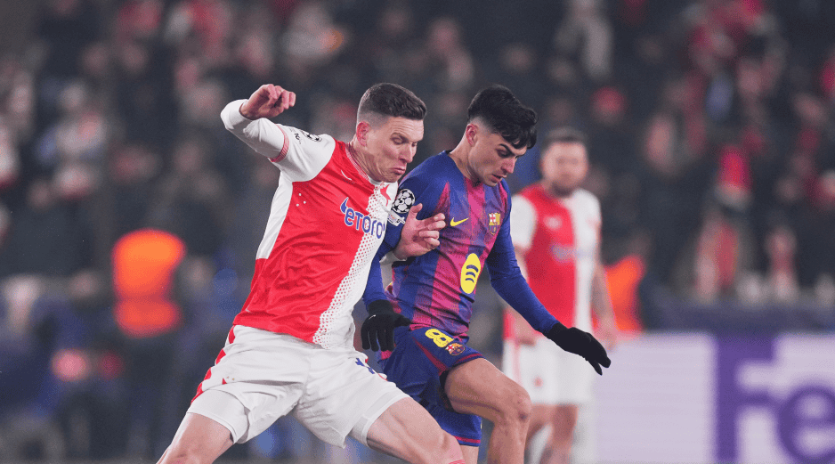 Barcelona anunció este infortunio con Pedro González desde sus redes sociales. AP / ARCHIVO