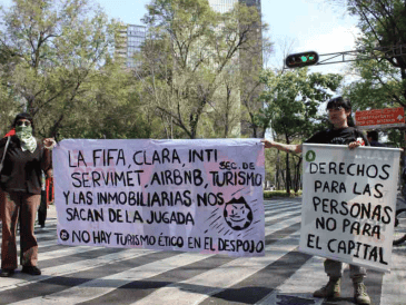Debido a las manifestaciones el servicio y la circulación de medios de transporte se vieron interrumpidas. SUN/M. Villagómez