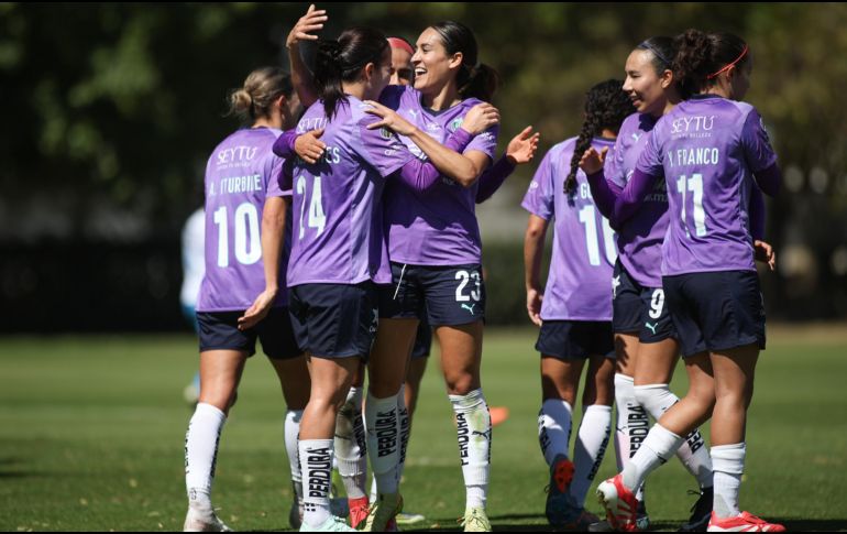 En la segunda parte, Guadalajara completó la voltereta gracias a una jugada colectiva bien elaborada. IMAGO 7