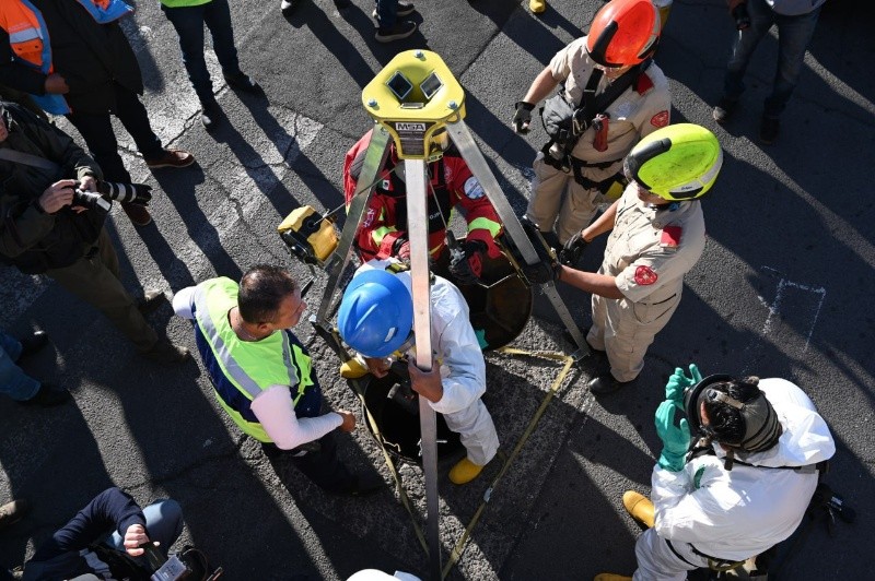 El SIAPA realizó una inspección preventiva en la red de alcantarillado del AMG. CORTESÍA 