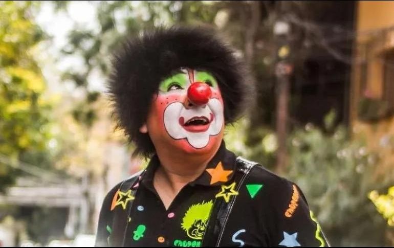 Aunque no emitió un comunicado formal, Chuponcito ha continuado publicando su contenido habitual de humor en redes sociales. ESPECIAL