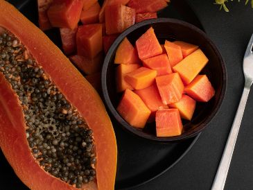 Otra cualidad de la papaya es que ayuda a que el cuerpo absorba con facilidad los antioxidantes. Unsplash