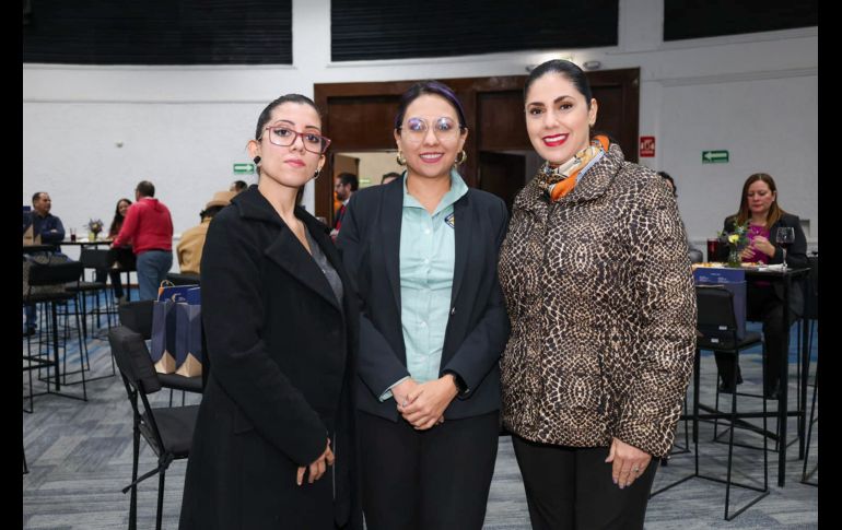Maricruz Apodaca, Irma Castillo y Yanet Romero. GENTE BIEN JALISCO /  Lanzamiento de maestrías híbridas de UNIVA.