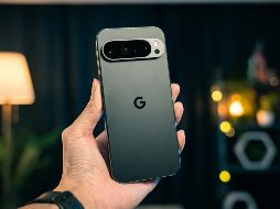 Este modelo Google Pixel usa modelos Gemini para sugerir formas de mejorar las fotos. UNSPLASH / AMANZ