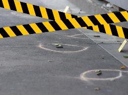 A escasos minutos de abandonar el Congreso del Estado, donde participaron en la comparecencia, los políticos fueron atacados a balazos por hombres armados. ESPECIAL / EL INFORMADOR y CANVA