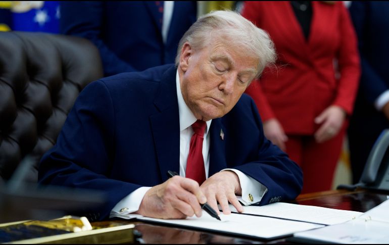 Trump ha sostenido con anterioridad que el Gobierno cubano tiene los días contados desde el ataque de Estados Unidos a Venezuela del pasado 3 de noviembre. EFE/A. SCHWARTZ