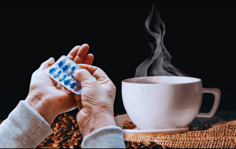 Es importante moderar tu consumo de café, además de acudir con tu médico de confianza para tratar cualquier síntoma que pueda surgir. ESPECIAL / CANVA