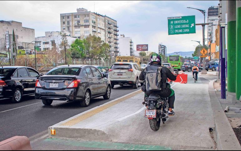 El programa Hoy No Circula se aplica de las 5:00 a las 22:00 horas en todas las alcaldías de la Ciudad de México y en tres zonas conurbadas del Estado de México. SUN