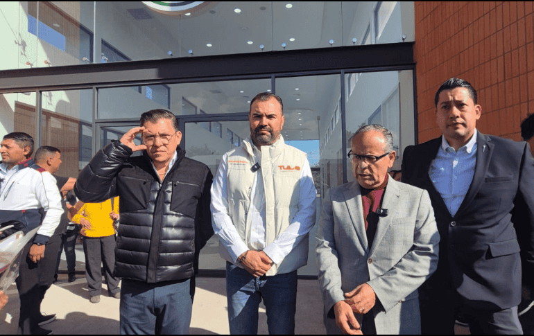 A la inauguración de la unidad médica asistieron vecinos, funcionarios municipales y estatales. EL INFORMADOR/J. Velazco