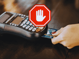 Este tipo de prácticas, además de ser indebidas al condicionar la aceptación de esta forma de pago y resultar onerosas para el tarjetahabiente. ESPECIAL / CANVA