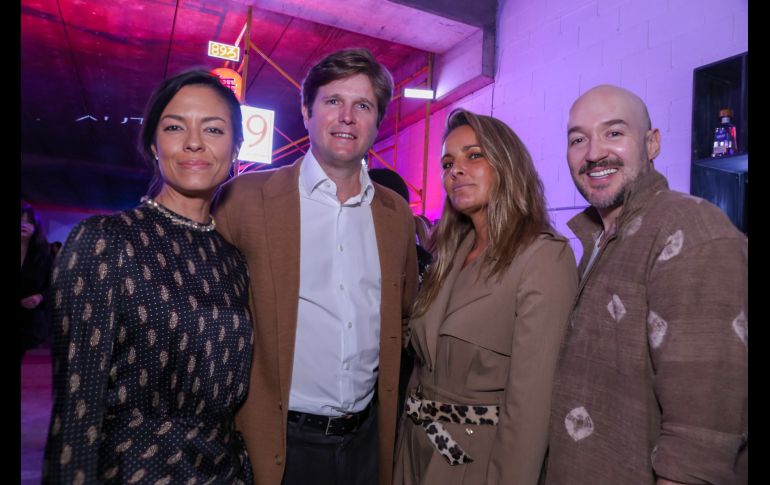 Ana Tessada, Carlos Ferrer, Ale Martínez y José Adrián Moreno. GENTE BIEN JALISCO / Revista del 6 de febrero 2026