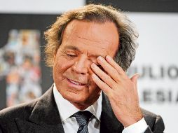 El cantante ahora enfrenta señalamientos de carácter administrativo. AFP