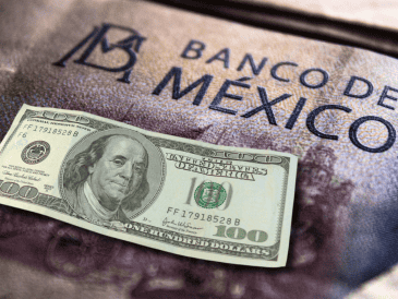 Debido a factores como la oferta y la demanda, además de eventos globales, la cotización del dólar puede fluctuar a lo largo del día. ESPECIAL