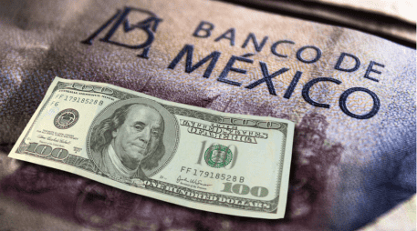 Debido a factores como la oferta y la demanda, además de eventos globales, la cotización del dólar puede fluctuar a lo largo del día. ESPECIAL