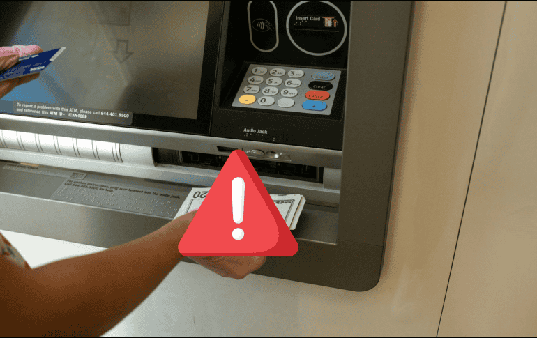 El SAT analiza la información recibida y la compara con las declaraciones fiscales correspondientes. CANVA