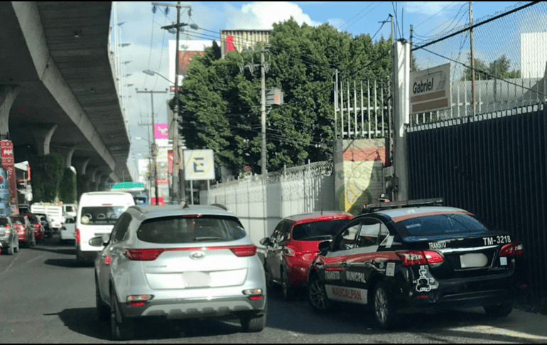 la multa por colocar calcomanías con publicidad en tu automóvil sin autorización es de 10 a 20 veces la Unidad de Medida y Actualización (UMA) vigente. SUN/ ARCHIVO