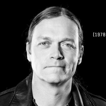 3 Doors Down recordó a Arnold como una figura central en la historia del grupo, al que se integró desde sus inicios como vocalista y baterista original. ESPECIAL / FACEBOOK 3 Doors Down