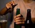 Beber alcohol cada sábado, sobre todo en exceso, impacta la salud; moderar cantidad y frecuencia importa. ESPECIAL