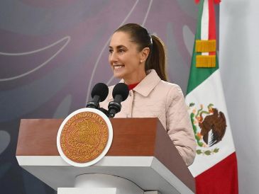 Sheinbaum destacó que su administración busca garantizar el derecho a la educación mediante más apoyos y universidades públicas. EFE/Presidencia de México