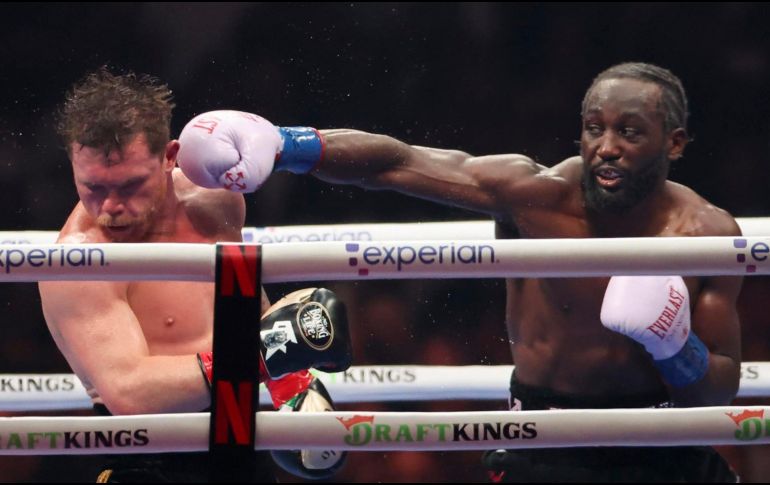 Álvarez reconoció que en esta ocasión su preparación no estuvo a la altura de las exigencias del combate. EFE/ ARCHIVO.